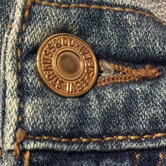 90’s 515 LEVI’S MADE IN EGYPT - Picture 5 of 7